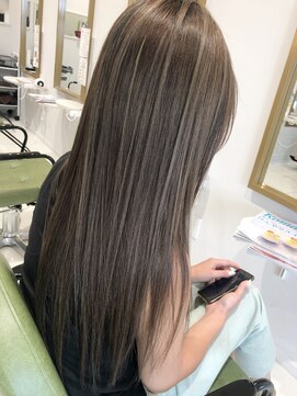 ルクール ヘアー プレジー(Le Coeur HAIR Plaisir) 白髪染めに見えない白髪染め★ハイライト★グレージュ★