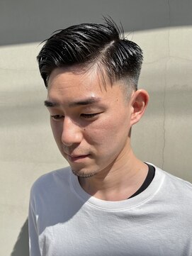 ヘアー アイス ルーチェ(HAIR ICI LUCE) フェードカット 7:3分け 刈り上げ バーバー 担当 井上
