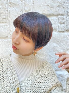 ラミ(L'ami) 丸みのあるベリーショート