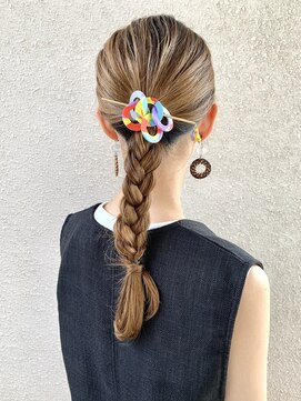 フォーク FOLK 【FOLK】毎日簡単5分間アレンジ☆似合わせ三つ編みアレンジ♪