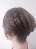 ショートボブ