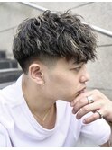 スペインカール刈り上げフェードメンズカットパーマツイスパ