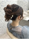高めシニヨン／結婚式／お呼ばれヘア／二次会へア／ミディアム