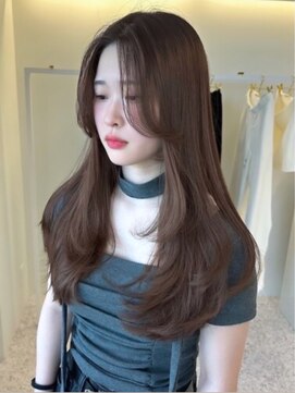 ラヴィ(Lavie) 韓国ヘアーハッシュカットレイヤーカットハイライトカラー