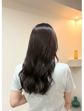 ダークブラウン