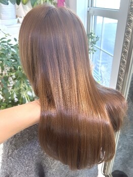 サロンドブレーメン(salon de BREMEN by Hero)の写真/姫路で髪質改善カット&トリートメント◎京口・野里・辻井・今宿エリアの隠れ家サロンで理想の艶髪へ♪
