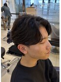 メンズセンターパートスタイル