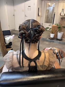 スリー(three) ヘアセット ヘアアレンジ ツインセット