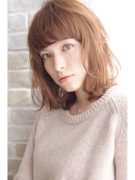 ナヌーク シブヤ(nanuk shibuya) 厚めバングで大人かわいい　×　ふわミディアム