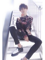 ブーケ(BOUQUET)&nbsp;フェザーマッシュ・ソフトツーブロック・サイドパートショート