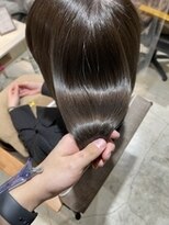 エミュ 新宿(emu)  ノンダメージストレート　縮毛矯正　天使の輪　