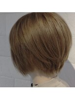 イーチ ヘアーアンドトータルビューティ(each hair&total beauty)&nbsp;ライトベージュ【ショート】★担当　相川美緒