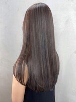 アイティーバイアルバム 北千住店(IT by ALBUM)&nbsp;グレージュハイライト_ショコラアッシュふんわりカール_ba403232