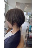 ショートボブ