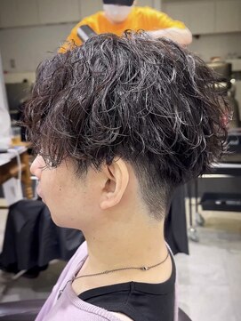 オーシャントーキョー 心斎橋(OCEAN TOKYO WEST) 波巻きパーマメンズツイストスパイラルパーマツーブロック