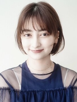ガーランド (Garland) 顔まわりレイヤーが大人可愛い♪ぱつっと耳かけ小顔ボブ
