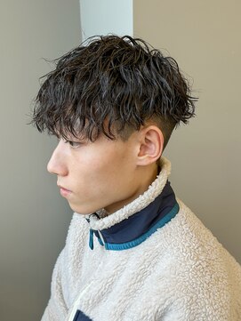 エルマーク 渋谷(L-MARK) シャドウパーマメンズカットスパイラルパーマツイスパ波巻き