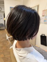 アンジュ ラヴィ(Ange Lavie) 襟足すっきりショートボブ