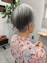 佇余(TAYU)&nbsp;【50代から】白髪を活かす丸みショートカット