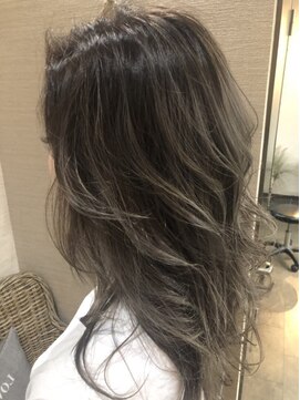 シェリー(cherie) カラーメッシュ【cherie池袋】