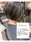 ショートハイライト前下がりボブ
