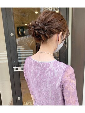 クロリス(Chloris) 王道*シニヨンスタイル