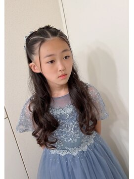 エクステ専門店ミキ 横浜店(MIKI) 学生キッズロングヘア★人気キッズイベントヘアセット発表会♪