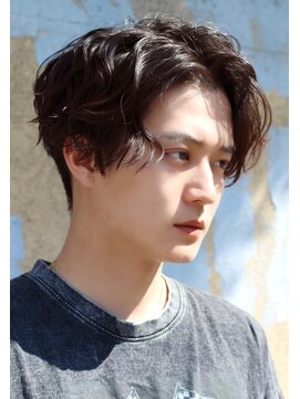 クーエフー(coo et fuu) ソフトツーブロックとゆるい波パーマ