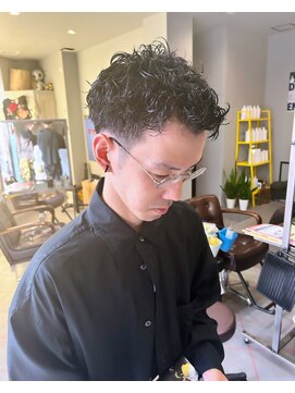 ダニーコウベ(Danny kobe) くせ毛風パーマ