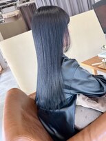 ルイス(Luis) 美髪ロング