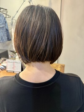 トイロ(toiro) 【木更津 toiro 高司 真】重すぎないパラパラっとしたボブ