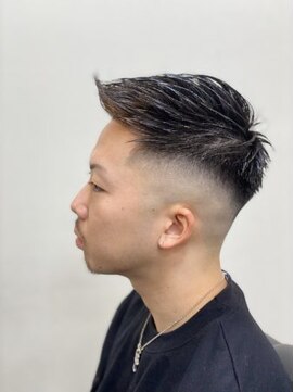 モッズヘアメン 名護大東店(mod's hair men) 刈り上げアップバングフェードカットヘアo1名護大東