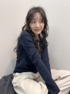 テンバイシオミエイチ(10 by shiomi H) レイヤーパーマスタイル