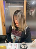 ハイライトカラーミルクティーベージュレイヤーカット