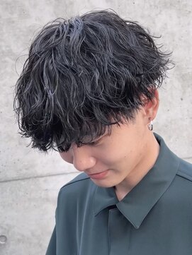 フィフス トウキョウ (fifth TOKYO) 渋谷波巻きツイストパーマメンズカットラウンドマッシュヘア