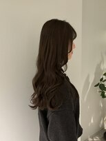 ケリーアン 太田(kelly.un)&nbsp;オリーブベージュ / オリーブカラー / やわらかくみえるカラー