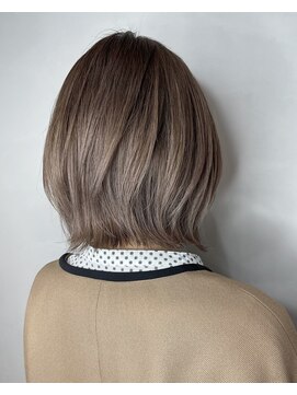 ブロンド 町田(BLONDE) グレージュ×シャドールーツ