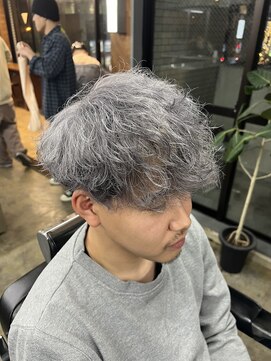 ロンド ローガン 名駅(Lond LOGAN) SEIYA指名 シルバー ルーズツイストスパイラルパーマ