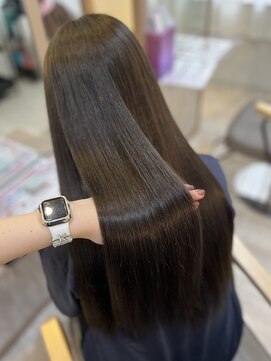 エルバイラビス 大宮(elu by lovis) 《chihina》ダークブラウン/艶カラー/韓国/韓国