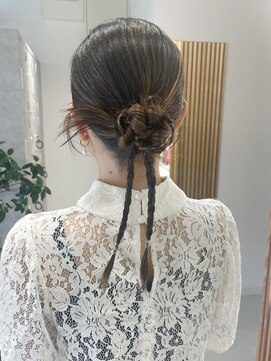 ムーン バイ ケンジ(moon by KENJE) 【hinari】#お呼ばれヘア #カチモリヘア