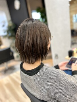 アグ ヘアー ミロ 本厚木店(Agu hair milo) ミディアムレイヤー○アッシュグレージュ本厚木
