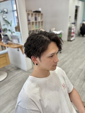 エルフ(elf) 姫路メンズ/センターパートツイスパ