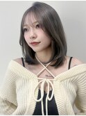 くすみ感が絶妙！艶めく大人シルバーカラー10代20代30代
