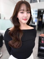 ニトバイアンキシム(nit by ahnkism)&nbsp;韓国風レイヤーカット顔まわりくびれオルチャン堀江