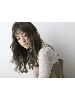 【30代・40代・50代女性から支持多数◎】白髪ぼかしも叶えて自然なツヤとまとまりのある上質な仕上がりへ。