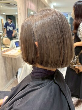 エヌアンドエー せんげん台店(N&A) 透明感アッシュ×大人切りっぱなしボブ/ブリーチ