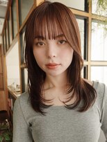 ディッセンバー 神宮前(December) ミルクティーベージュ/顔まわりレイヤー/ミディアム