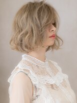 カバーヘアアンドスパ ブリス 浦和(COVER HAIR&SPA bliss)&nbsp;ハイトーンカラーシャンパンベージュプードルボブX浦和20代30代