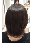 ミディアムボブカットスタイル40代/50代