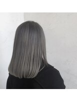 シーラス(cirrus)&nbsp;ペールシルバー20代/30代/40代/50代